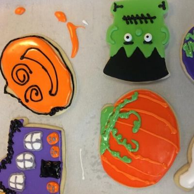 Sustainable and Safe Halloween Activities Make Cookies